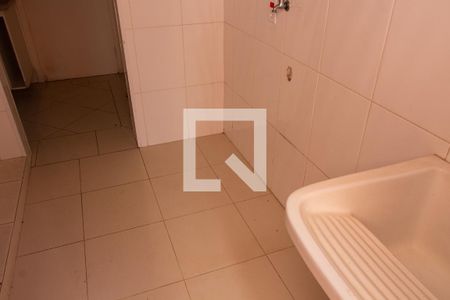 Casa à venda com 200m², 3 quartos e 4 vagas Casa à venda com 200m², 3 quartos e 4 vagasÁREA DE SERVIÇO