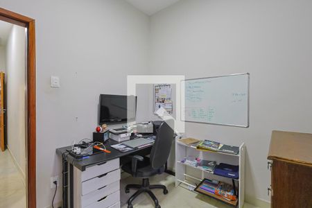 Casa à venda com 300m², 4 quartos e 3 vagas Casa à venda com 300m², 4 quartos e 3 vagasQuarto 3