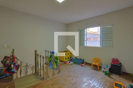 Casa à venda com 300m², 4 quartos e 3 vagas Casa à venda com 300m², 4 quartos e 3 vagasQuarto 4