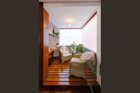 Apartamento à venda com 130m², 3 quartos e 2 vagasSala