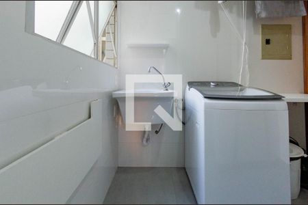 Apartamento à venda com 130m², 3 quartos e 2 vagasÁrea de serviço