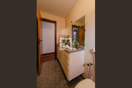 Apartamento à venda com 130m², 3 quartos e 2 vagasBanheiro