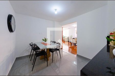 Apartamento à venda com 130m², 3 quartos e 2 vagasCozinha