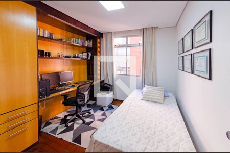 Apartamento à venda com 130m², 3 quartos e 2 vagas Apartamento à venda com 130m², 3 quartos e 2 vagasQuarto 1