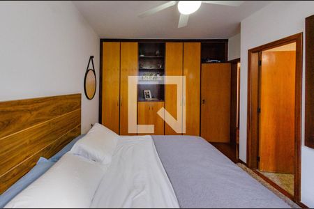 Apartamento à venda com 130m², 3 quartos e 2 vagasSuíte