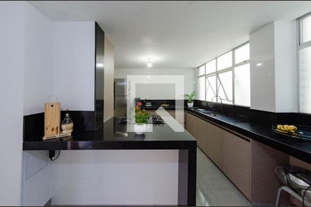 Apartamento à venda com 130m², 3 quartos e 2 vagas Apartamento à venda com 130m², 3 quartos e 2 vagasCozinha