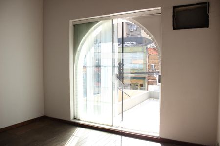 Casa para alugar com 174m², 3 quartos e sem vagaQuarto 1