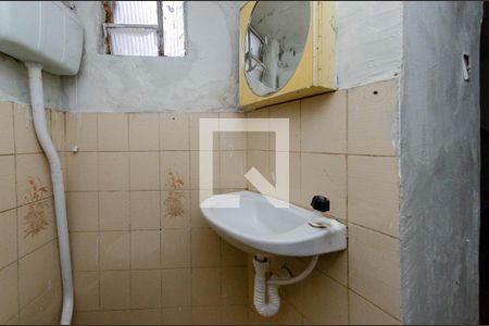 Apartamento para alugar com 60m², 2 quartos e sem vagaBanheiro de serviço