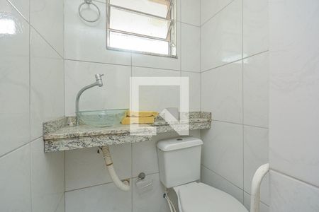 Lavabo de casa para alugar com 2 quartos, 55m² em Jardim República, São Paulo