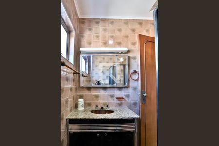 Casa à venda com 210m², 3 quartos e 4 vagas Casa à venda com 210m², 3 quartos e 4 vagasBanheiro