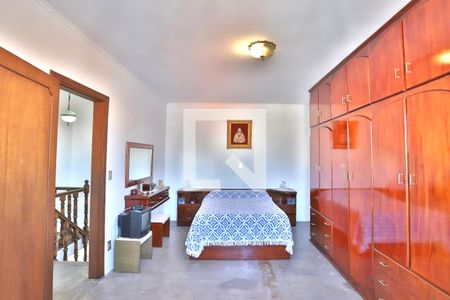 Casa à venda com 210m², 3 quartos e 4 vagas Casa à venda com 210m², 3 quartos e 4 vagasQuarto 3