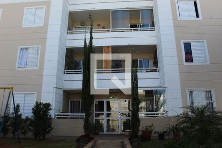 Apartamento para alugar com 48m², 2 quartos e 2 vagasFachada