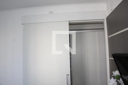 Quarto 2 de apartamento para alugar com 2 quartos, 48m² em Jardim Ísis, Cotia