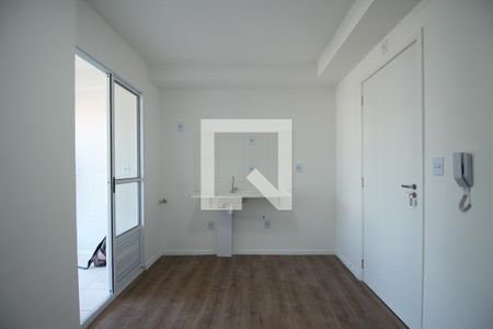 Sala/Cozinha de kitnet/studio à venda com 2 quartos, 31m² em Jardim Monte Kemel, São Paulo