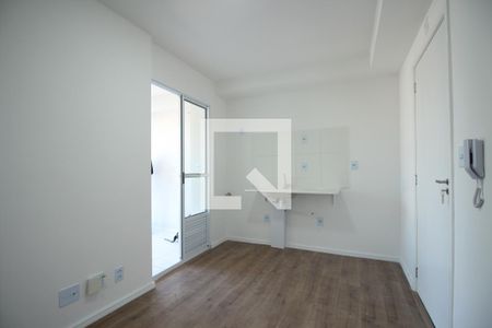 Sala/Cozinha de kitnet/studio à venda com 2 quartos, 31m² em Jardim Monte Kemel, São Paulo
