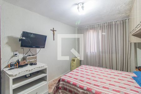 Quarto 1 de casa à venda com 2 quartos, 300m² em Medianeira, Porto Alegre