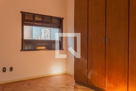 Apartamento para alugar com 131m², 4 quartos e 2 vagasQuarto 1