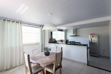 Casa à venda com 180m², 3 quartos e 3 vagas Casa à venda com 180m², 3 quartos e 3 vagasSala de Jantar - Casa 2