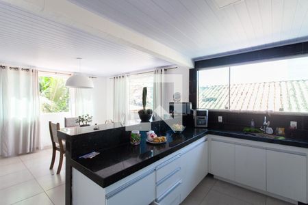 Casa à venda com 180m², 3 quartos e 3 vagas Casa à venda com 180m², 3 quartos e 3 vagasCozinha - casa 2