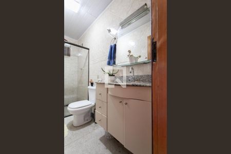 Casa à venda com 180m², 3 quartos e 3 vagas Casa à venda com 180m², 3 quartos e 3 vagasBanheiro Social 1 - Casa 1