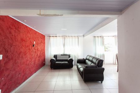 Casa à venda com 180m², 3 quartos e 3 vagas Casa à venda com 180m², 3 quartos e 3 vagasSala de Estar - Casa 2