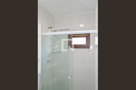 Casa para alugar com 200m², 5 quartos e 3 vagasBanheiro 01 (1º Piso)