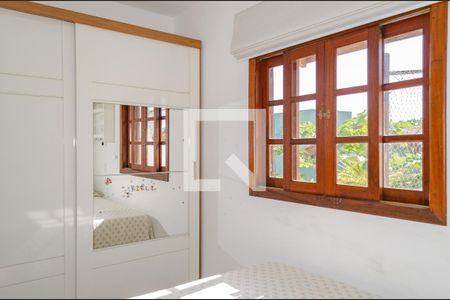 Casa para alugar com 200m², 5 quartos e 3 vagasQuarto 04 (2º Piso)