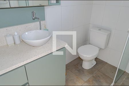 Casa para alugar com 200m², 5 quartos e 3 vagasSuíte - Banheiro (2º Piso)