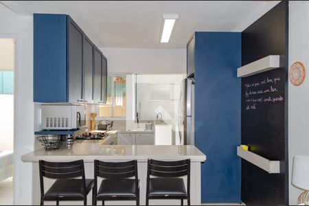 Casa para alugar com 200m², 5 quartos e 3 vagasCozinha (1º Piso)