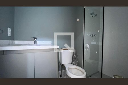 Studio à venda com 28m², 1 quarto e sem vaga Studio à venda com 28m², 1 quarto e sem vagaBanheiro