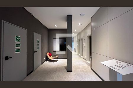 Studio à venda com 28m², 1 quarto e sem vaga Studio à venda com 28m², 1 quarto e sem vagaHall de entrada