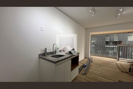 Studio à venda com 28m², 1 quarto e sem vaga Studio à venda com 28m², 1 quarto e sem vagaCozinha