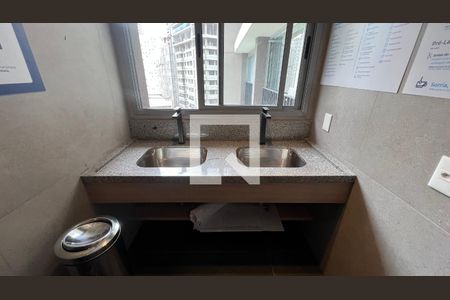 Studio à venda com 28m², 1 quarto e sem vaga Studio à venda com 28m², 1 quarto e sem vagaLavanderia
