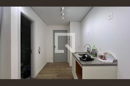 Studio à venda com 28m², 1 quarto e sem vaga Studio à venda com 28m², 1 quarto e sem vagaCozinha
