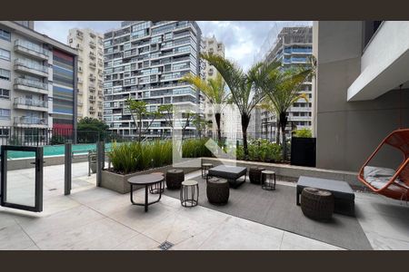 Studio à venda com 28m², 1 quarto e sem vaga Studio à venda com 28m², 1 quarto e sem vagaÁrea comum