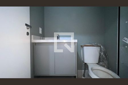 Studio à venda com 28m², 1 quarto e sem vaga Studio à venda com 28m², 1 quarto e sem vagaBanheiro
