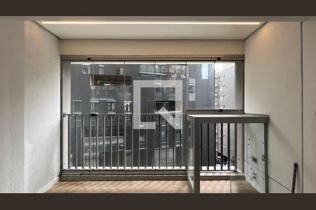 Sacada de kitnet/studio à venda com 1 quarto, 28m² em Sumarezinho, São Paulo