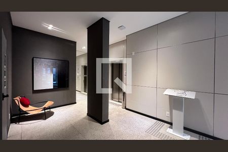 Studio à venda com 28m², 1 quarto e sem vaga Studio à venda com 28m², 1 quarto e sem vagaHall de entrada