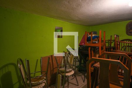 Casa à venda com 500m², 2 quartos e 3 vagasÁrea de serviço 