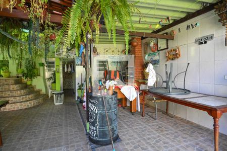 Casa à venda com 500m², 2 quartos e 3 vagasÁrea externa 