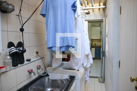 Casa à venda com 161m², 3 quartos e 4 vagasDetalhe da área de serviço