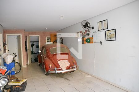 Casa à venda com 161m², 3 quartos e 4 vagasBiblioteca