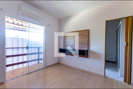 Casa à venda com 165m², 3 quartos e 2 vagasSuite 