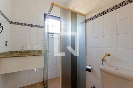 Casa à venda com 165m², 3 quartos e 2 vagasBanheiro Social