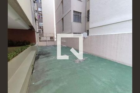 Apartamento para alugar com 37m², 2 quartos e sem vagaÁrea comum
