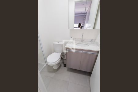Studio para alugar com 27m², 1 quarto e sem vaga Studio para alugar com 27m², 1 quarto e sem vagaDetalhe do banheiro