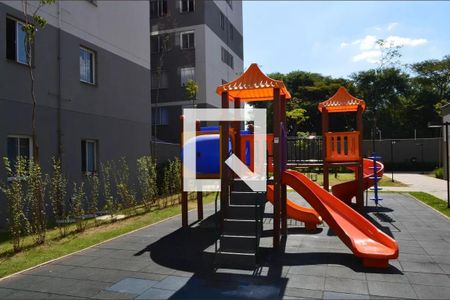 Apartamento para alugar com 34m², 2 quartos e 1 vaga Apartamento para alugar com 34m², 2 quartos e 1 vagaÁrea comum - Playground
