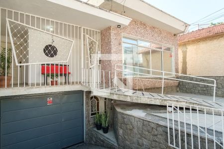 Casa à venda com 360m², 3 quartos e 6 vagasFachada