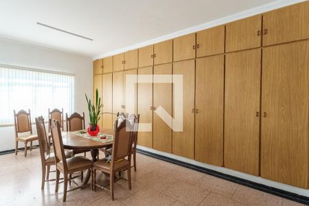 Casa à venda com 360m², 3 quartos e 6 vagasCopa