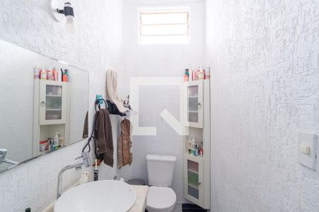 Casa à venda com 360m², 3 quartos e 6 vagasBanheiro da Suíte 2